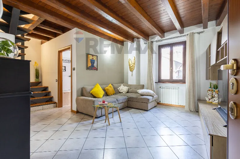 Appartamento in vendita ad Alzate Brianza - foto 1