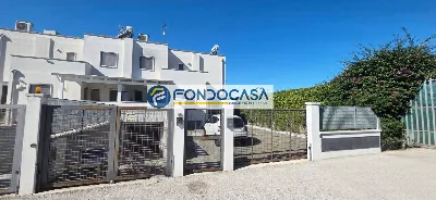 Villa in vendita a Brindisi, Paradiso, Min... - foto 1