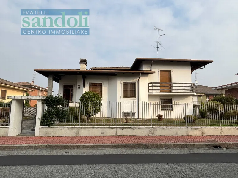 Villa in vendita a Vercelli - foto 1