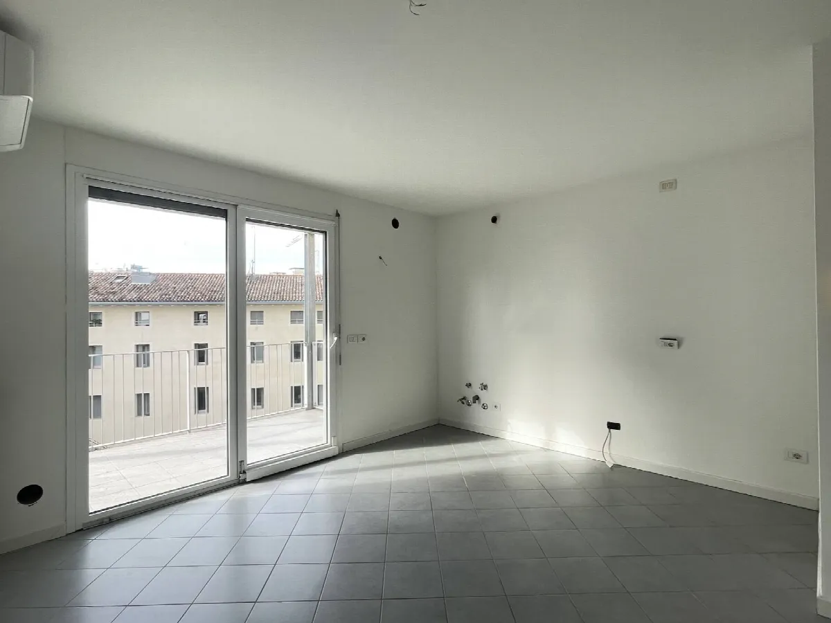 Appartamento in vendita a Pordenone, Centro Storico - foto 3