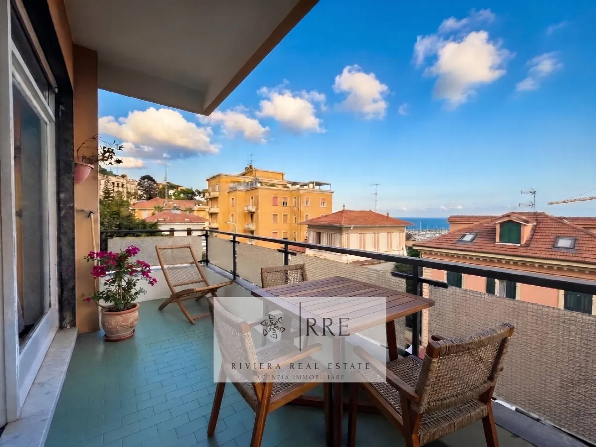 Appartamento in vendita a Imperia, Porto Maurizio - foto 2