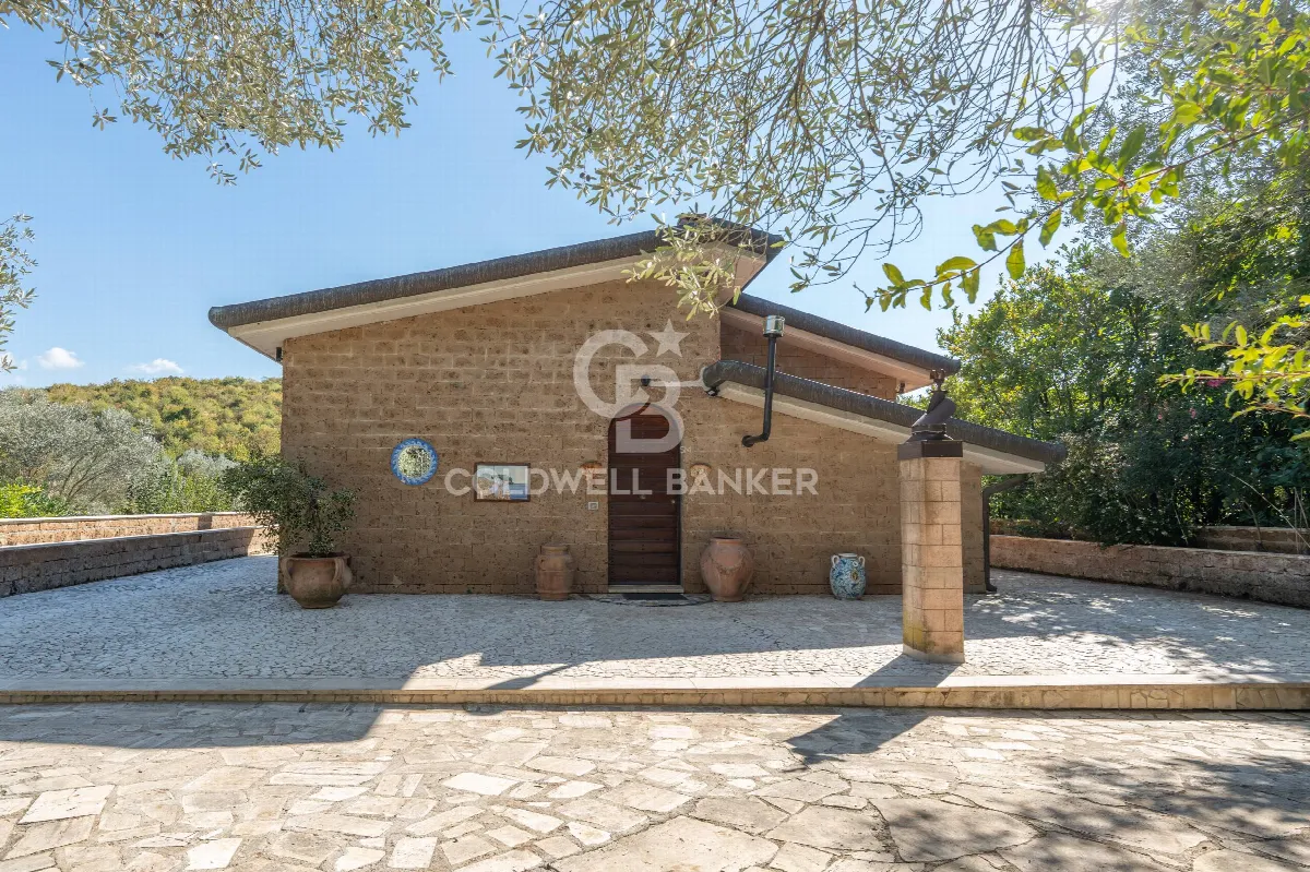 Villa in vendita a San Gregorio da Sassola - foto 2
