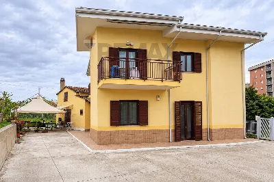 Villa in vendita a Rende - foto 1