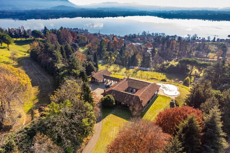 Villa in vendita a Eupilio - foto 1