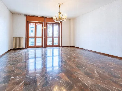 Appartamento in vendita a Milano, Viale Ce... - foto 1
