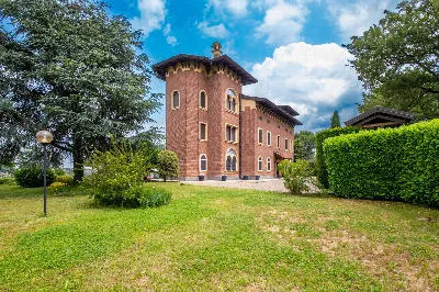 Villa a Valenza