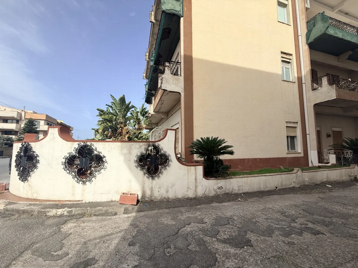 Appartamento in vendita a Barcellona Pozzo di Gotto - foto 2