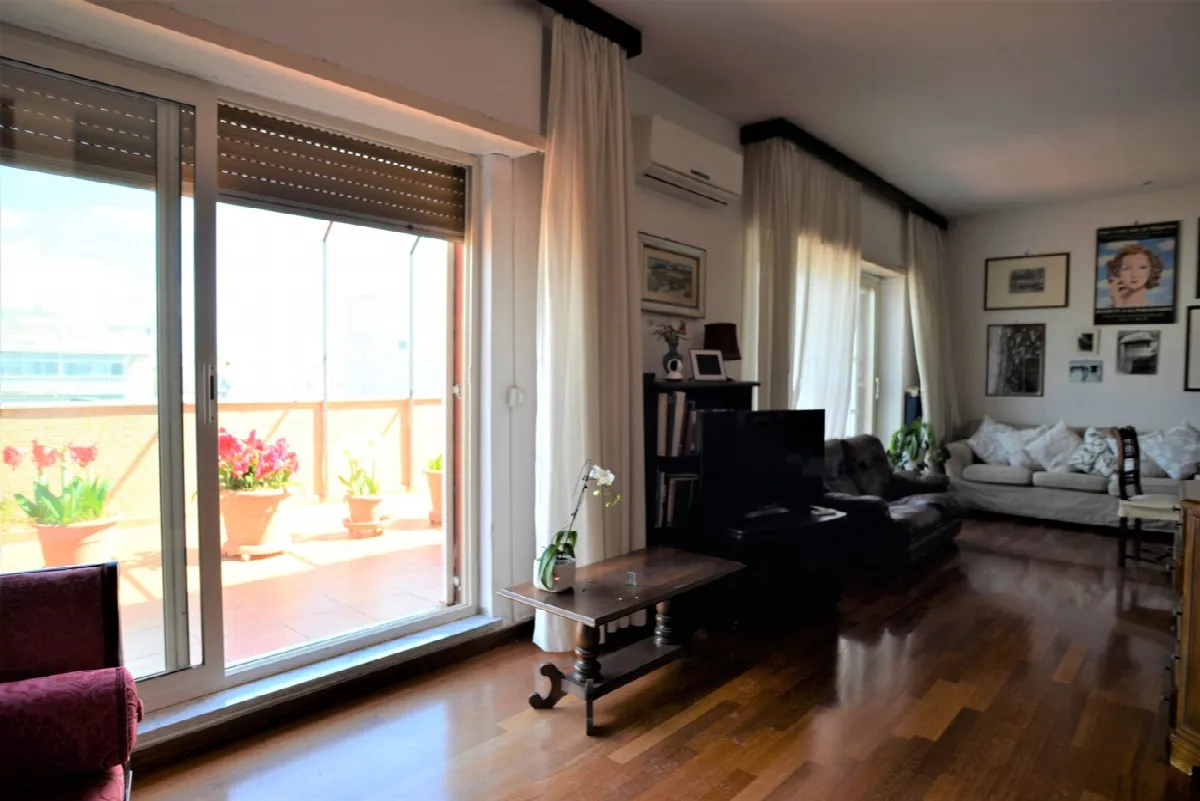 Appartamento in vendita a Bari, Borgo Antico, Murat, Madonnella - foto 4
