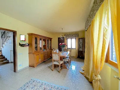 Villa in vendita ad Altopascio - foto 2