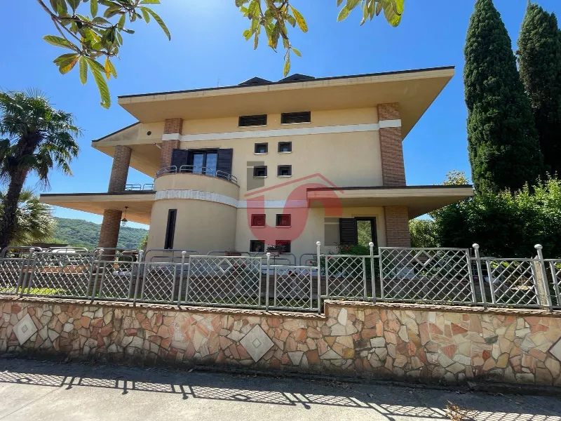 Villa in vendita a Benevento - foto 1