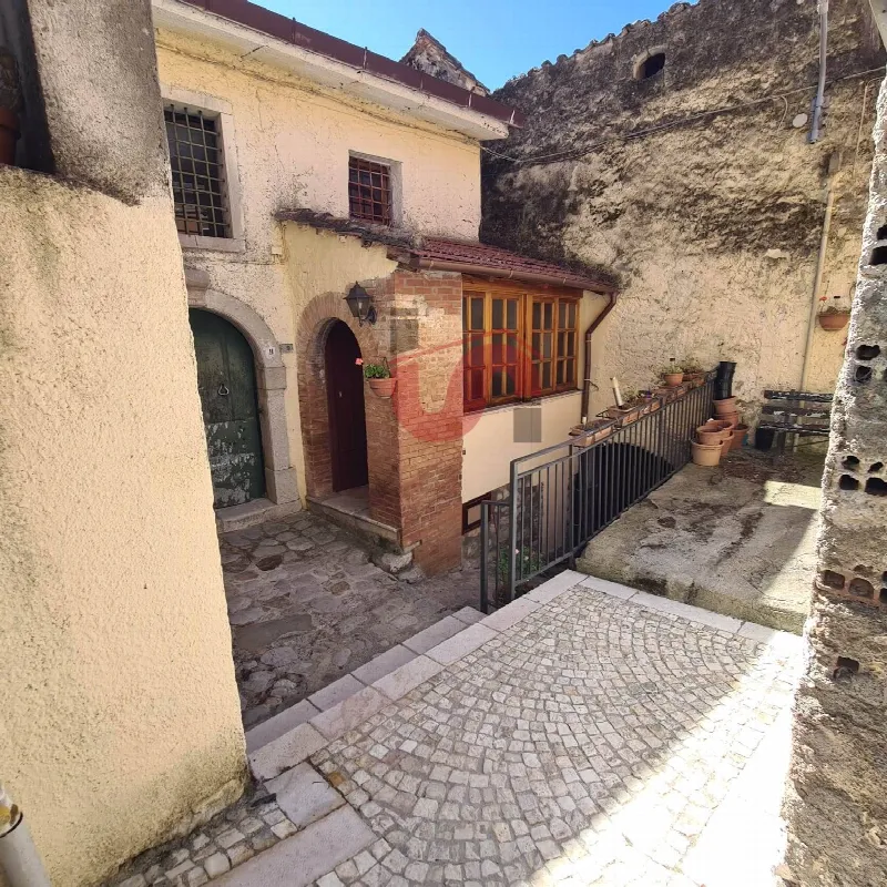 Casa Indipendente in vendita a Foglianise - foto 1