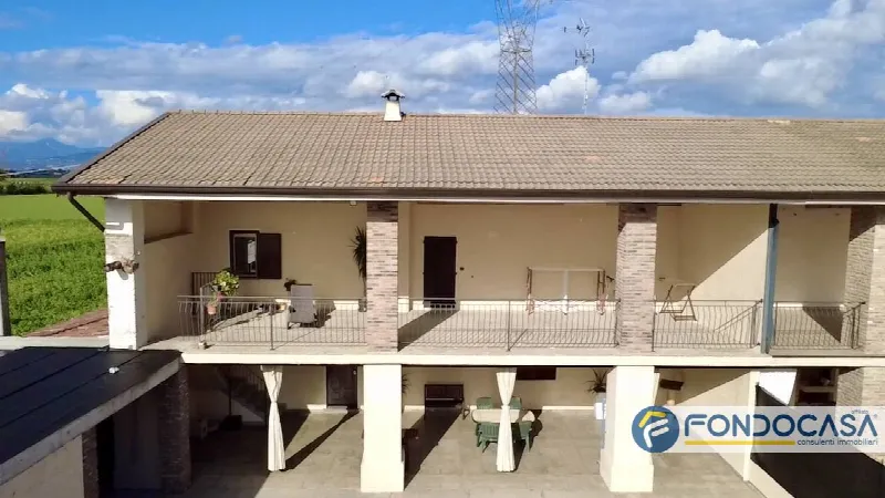 Rustico/Casale in vendita a Pontoglio - foto 1
