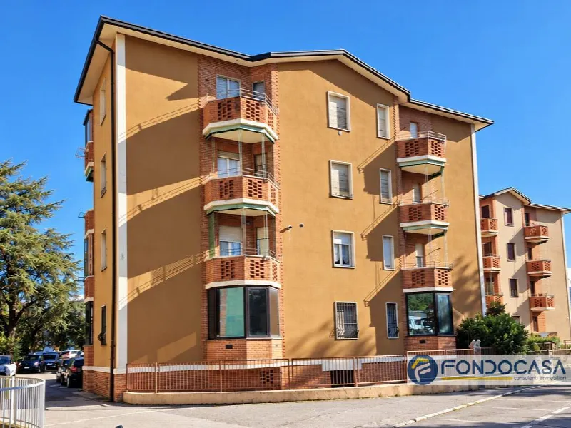 Appartamento in vendita a Brescia, Urago Mella, Primo Maggio, Sant'anna, Villaggio Badia - foto 1