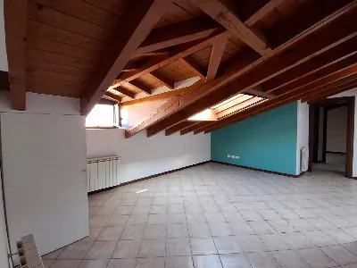 Appartamento in vendita a Lonate Ceppino - foto 2