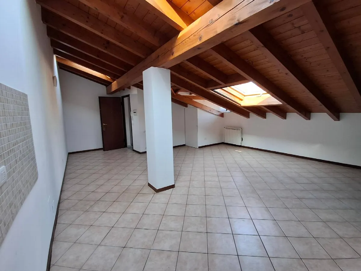 Appartamento in vendita a Lonate Ceppino - foto 5