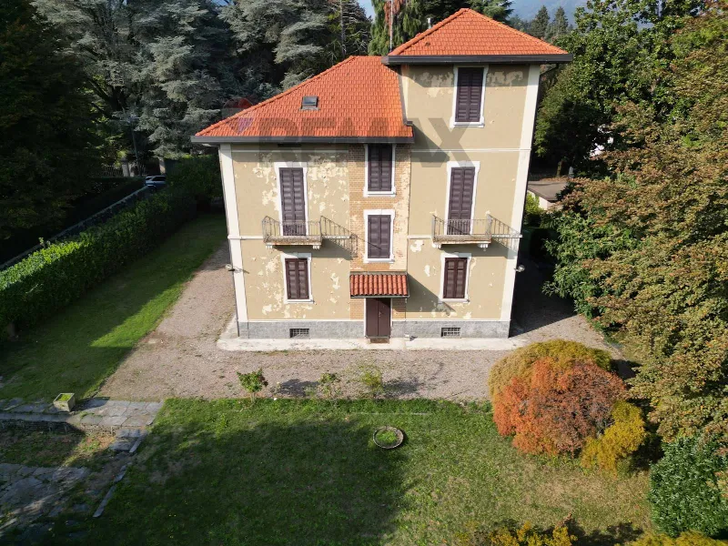 Villa in vendita a Varese, Sant'ambrogio, Velate, Avigno, Santa Maria Del Monte - foto 1