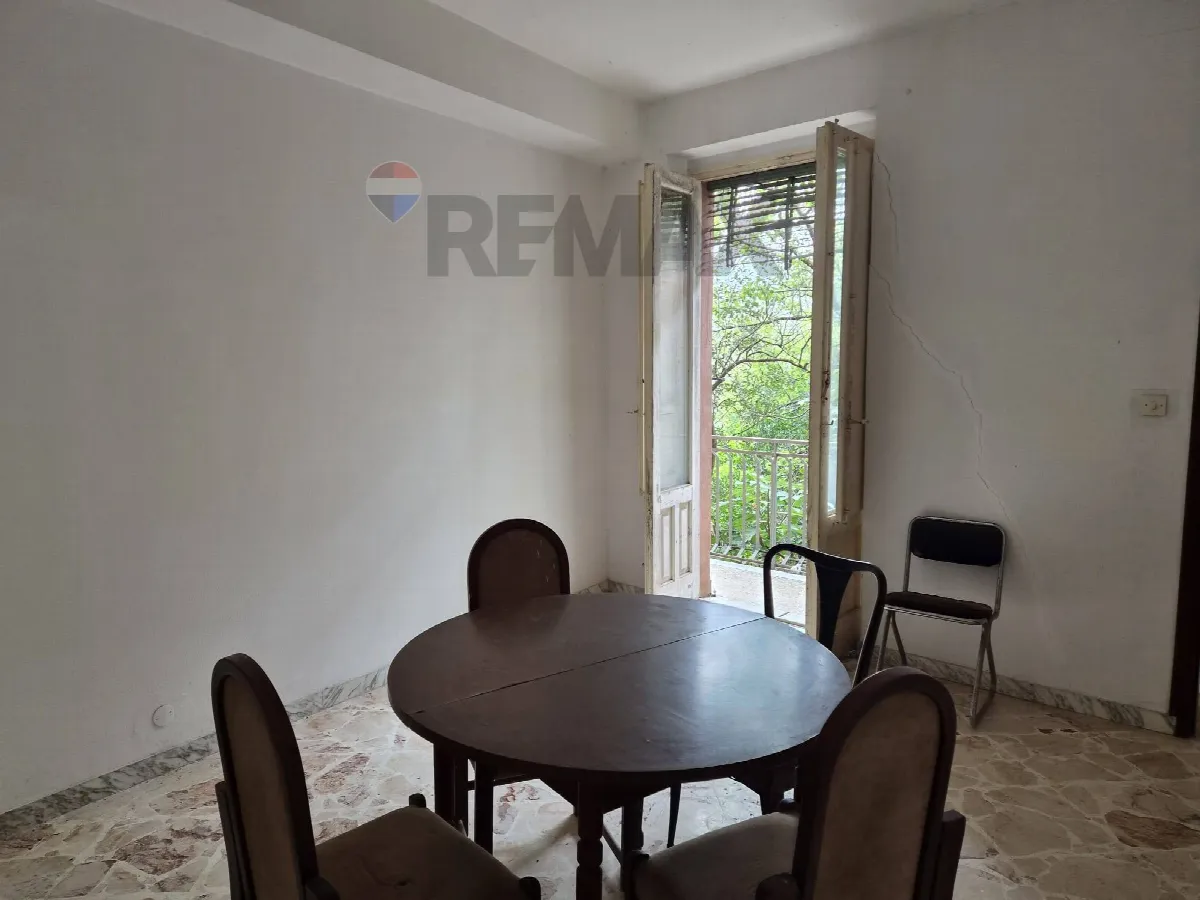 Casa Indipendente in vendita a Valverde - foto 2