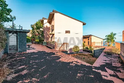 Villa in vendita ad Aci Castello - foto 2