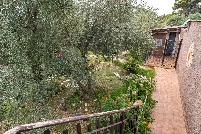 Villa in vendita ad Aci Sant'Antonio - foto 4