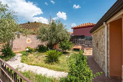 Villa in vendita ad Aci Sant'Antonio - foto 8