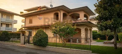 Villa in vendita a Dalmine - foto 2
