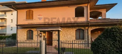 Villa in vendita a Dalmine - foto 4