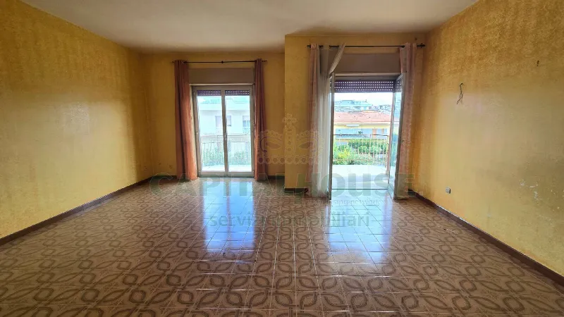 Appartamento in vendita a San Nicola la Strada - foto 1