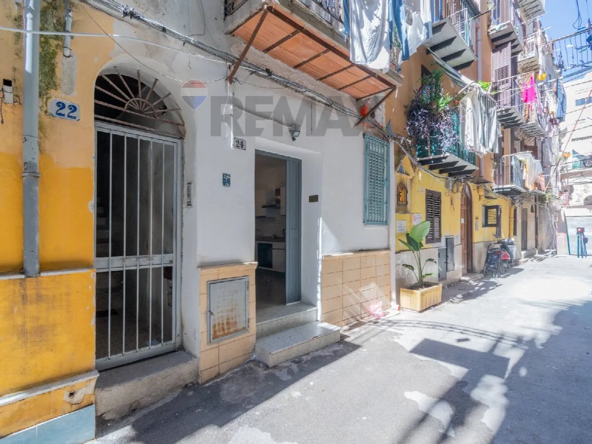 Appartamento in vendita a Palermo, Centro Storico - foto 2