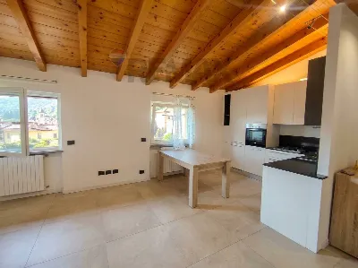 Attico in vendita a San Fermo della Battag... - foto 3