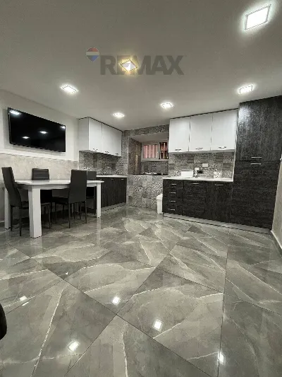 Appartamento in vendita a Napoli, Centro - foto 2