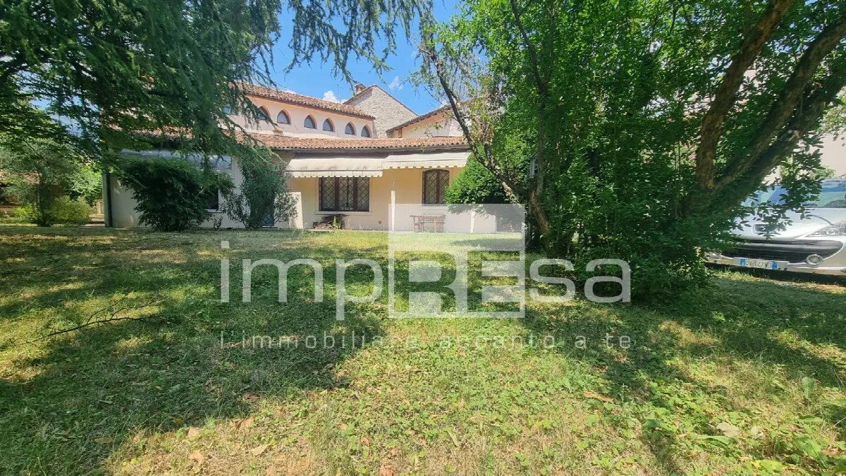 Villa in vendita a Vittorio Veneto - foto 2