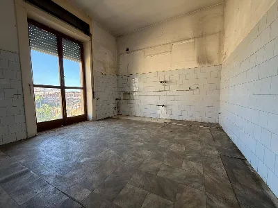 Appartamento in vendita a Caserta, Centro - foto 1