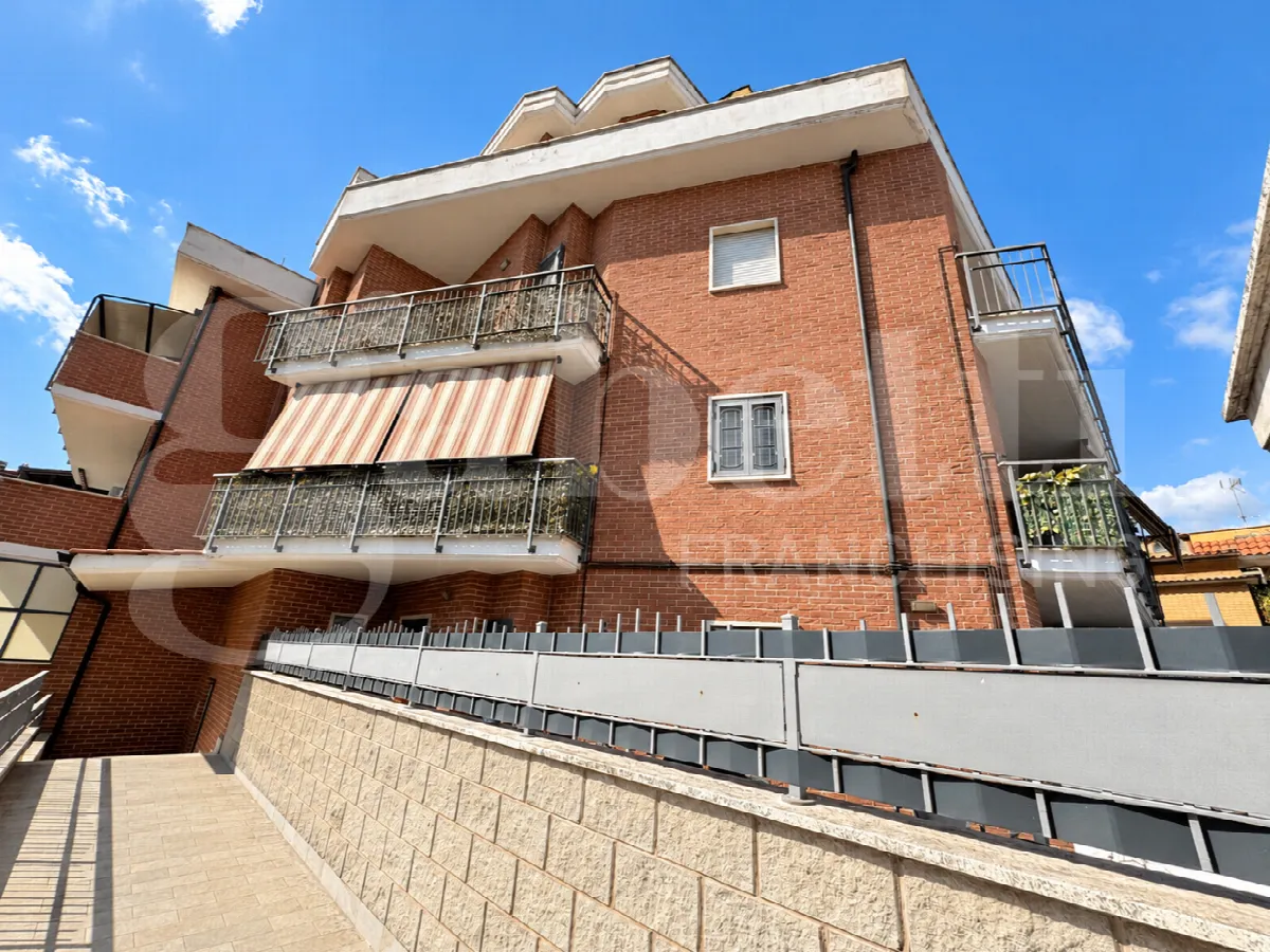 Appartamento in vendita a Marino - foto 2