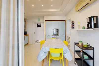 Appartamento in vendita a Napoli, San Carl... - foto 10