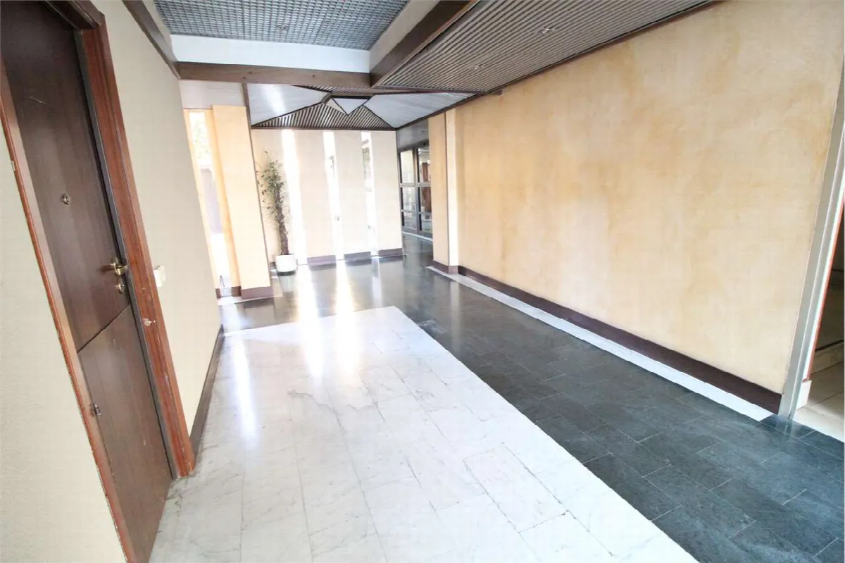 Appartamento in vendita a Novara, Centro - foto 4