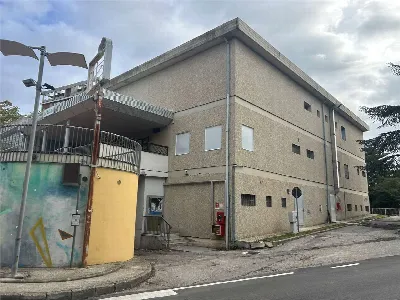 Ufficio in vendita a Perugia, San Marco, O... - foto 2