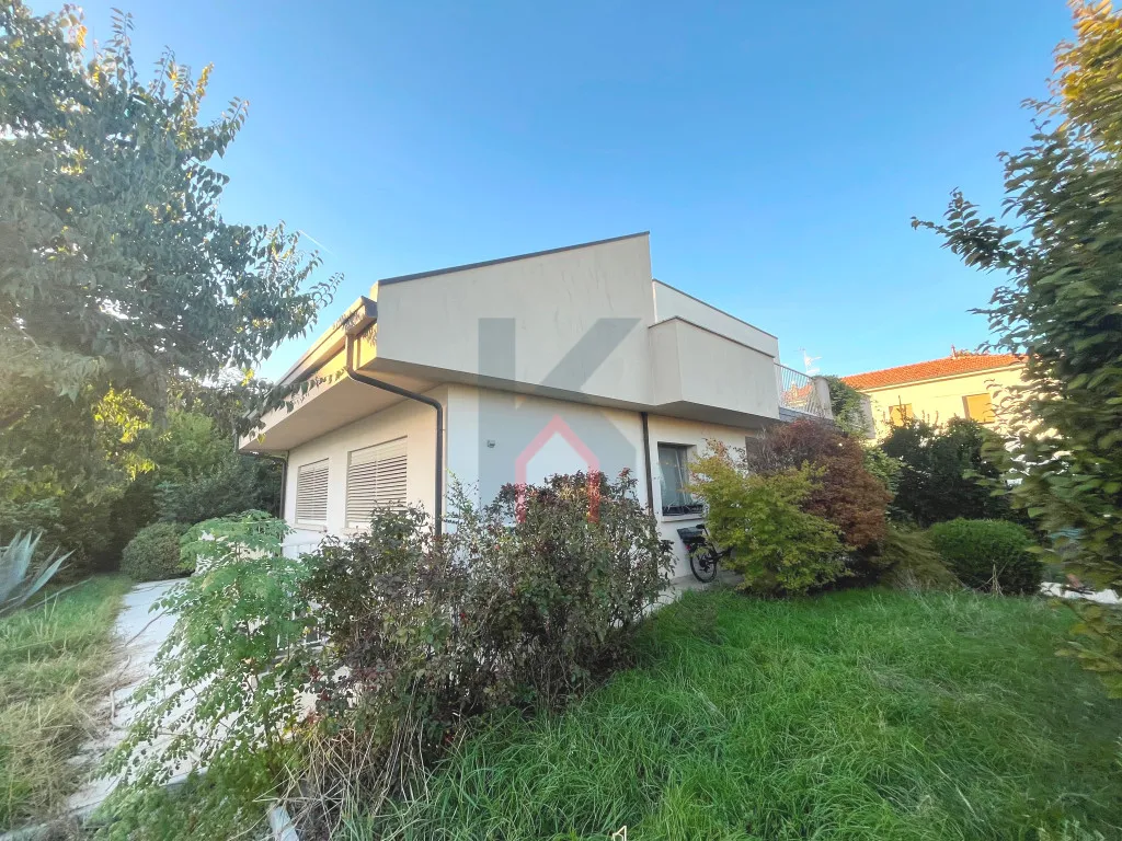 Casa Indipendente in vendita a Forlì, Centro - foto 3