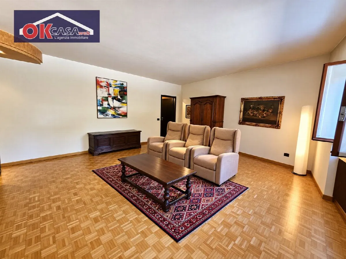 Appartamento in vendita a Verona, Centro - foto 2