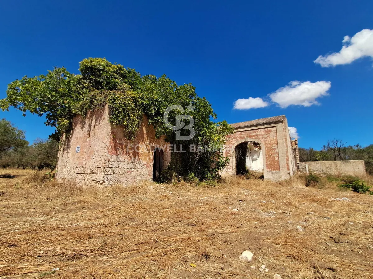 Rustico/Casale in vendita a Latiano - foto 2