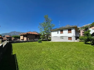 Villa a Lecco