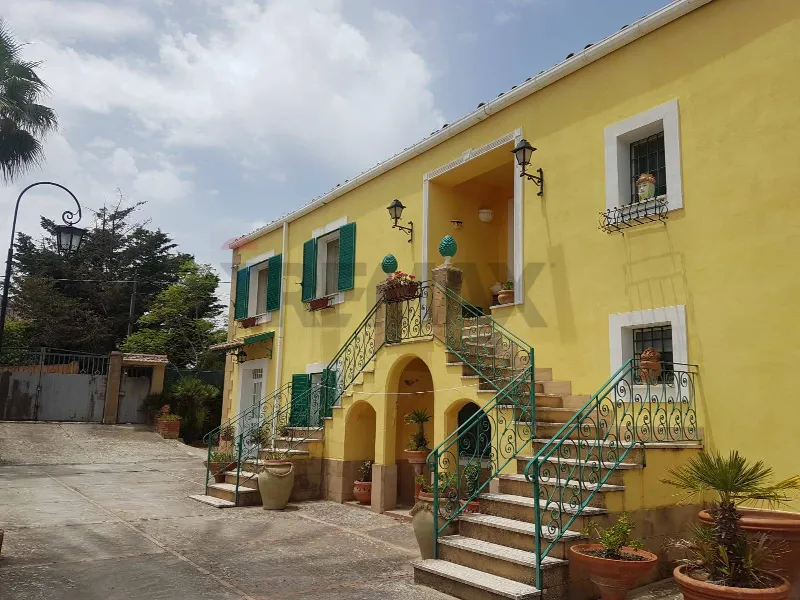 Villa in vendita a Caltagirone - foto 1