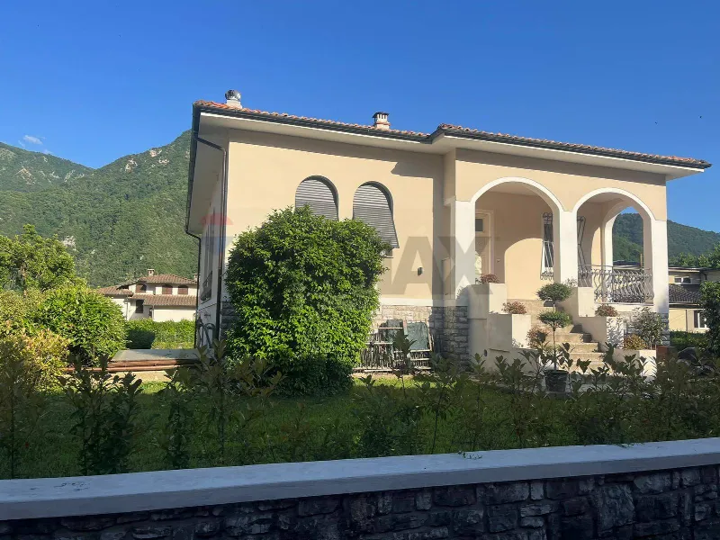 Villa in vendita a Borgo a Mozzano - foto 1