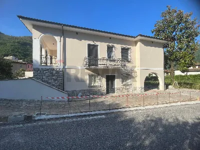 Villa in vendita a Borgo a Mozzano - foto 5