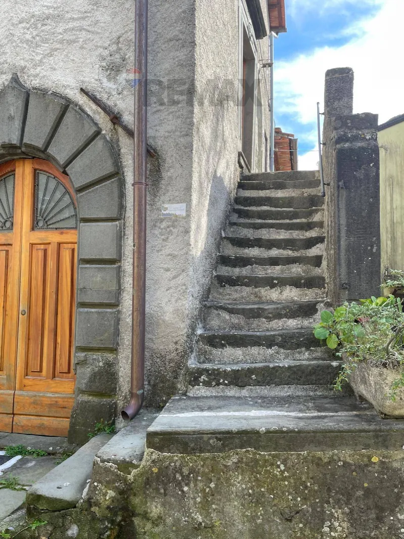 Casa Indipendente in vendita a Bagni di Lucca - foto 1