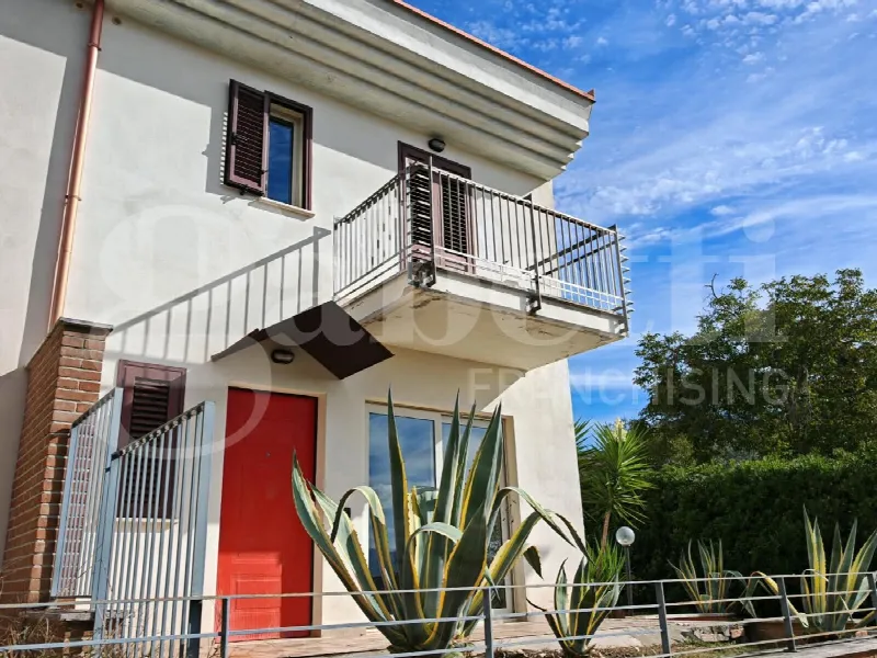 Villetta a schiera in vendita a Pozzilli - foto 1
