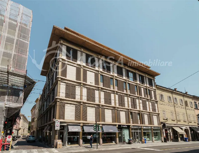 Appartamento in vendita a Parma, Centro - foto 1
