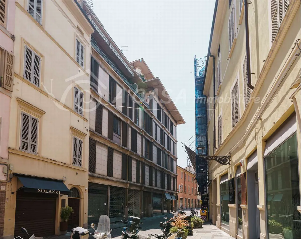 Appartamento in vendita a Parma, Centro - foto 2