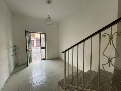 Palazzo/Stabile in vendita a Borgo Vercell... - foto 2