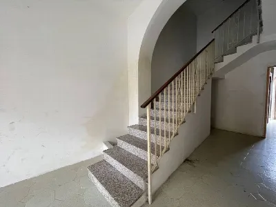 Palazzo/Stabile in vendita a Borgo Vercell... - foto 3