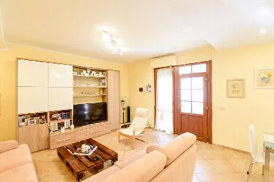 Appartamento in vendita ad Asso - foto 3